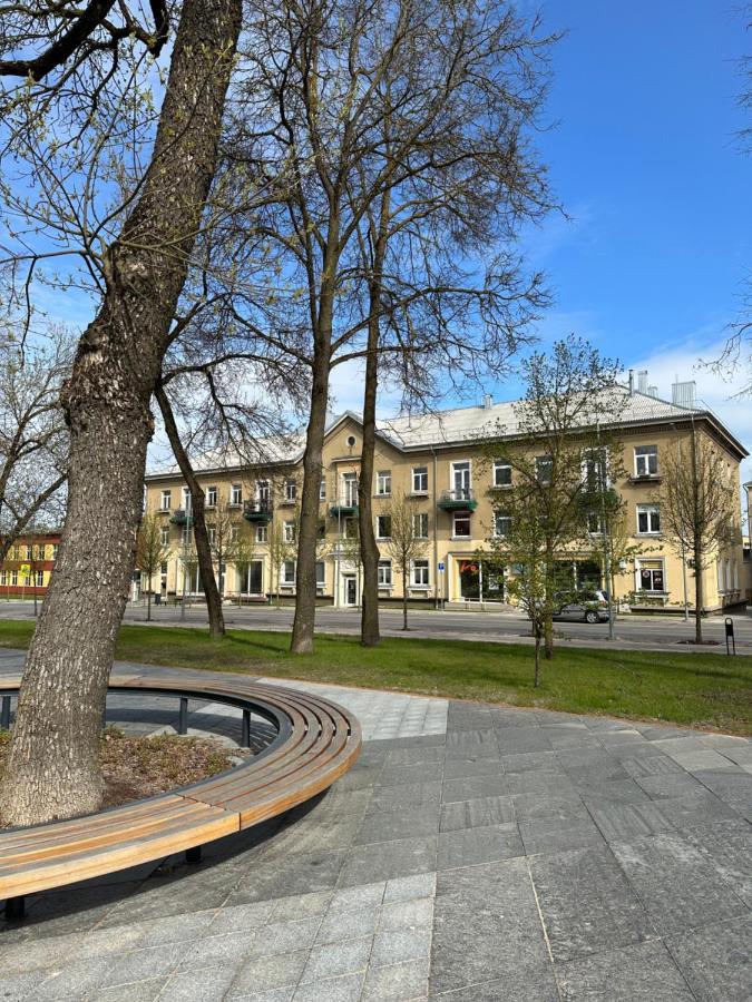 Siauliai Center Visinskio New Self Check In Ngoại thất bức ảnh